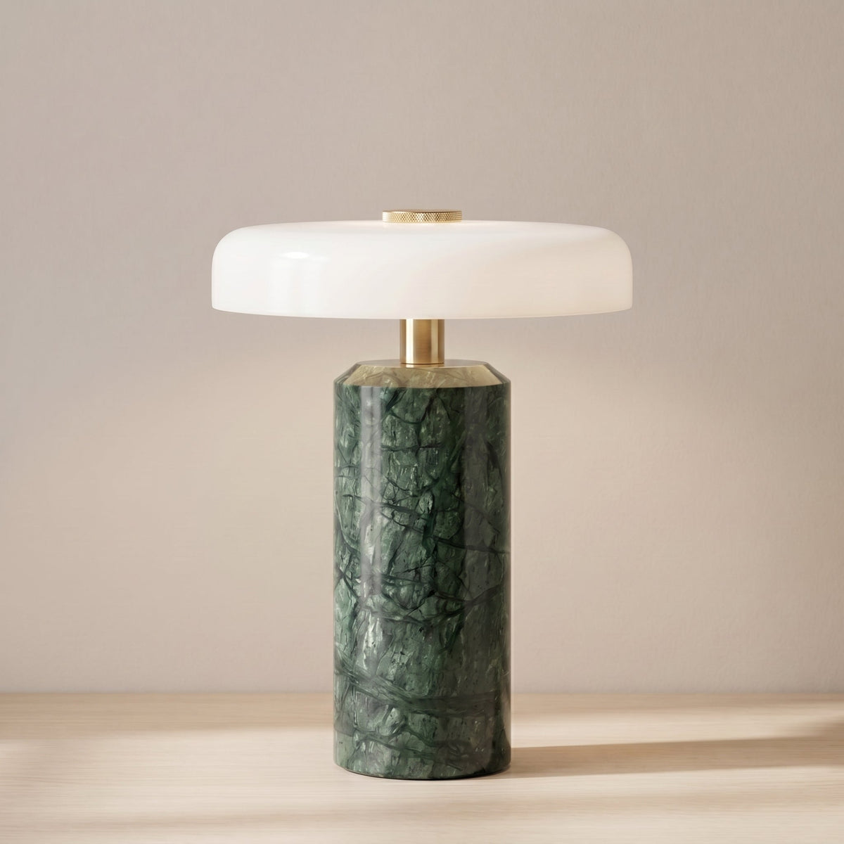 Trådlös Bordslampa i Marmor och Glas